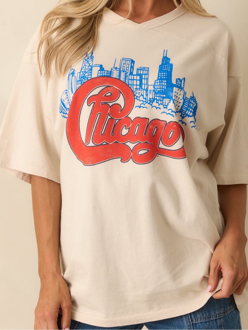 Daydreamer Chicago Tee - Picture 3 of 6